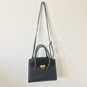 Satchel crossbody by Boyee